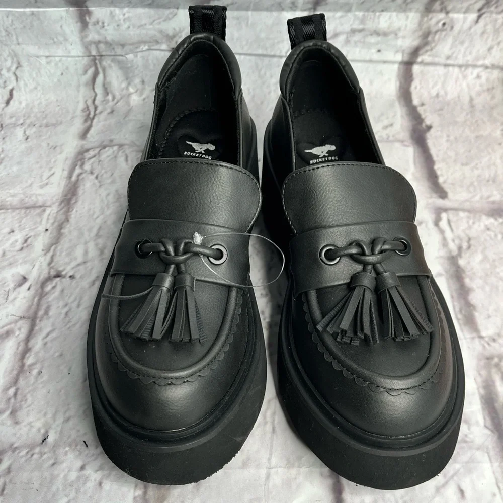 Rocket Dog women’s black platform oxfords rare find size 9